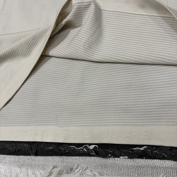 Lululemon Shirt Mens Beige Sz M Tan Metal Vent Tech Outdoor Gym Casual Gorpcore - Picture 7 of 12